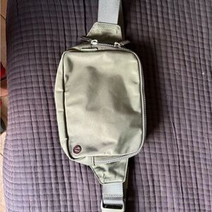 Lululemon Fanny pack